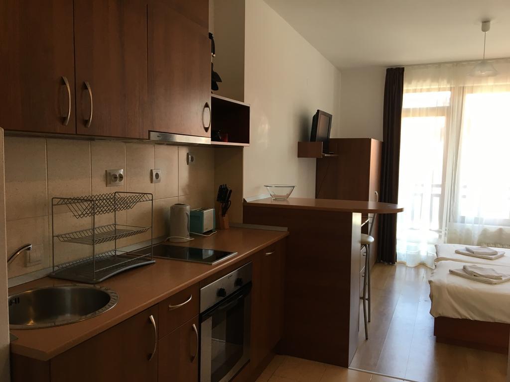 Semiramida Gardens Διαμέρισμα Σάμοκοβ Εξωτερικό φωτογραφία